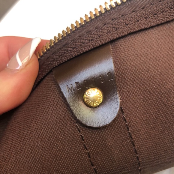 Louis Vuitton Keepall Bandouliére 45 - Picture 4 of 7